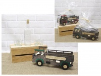 Barek drewniany CIĘŻARÓWKA + 6 kieliszków z karafką - mix kolor