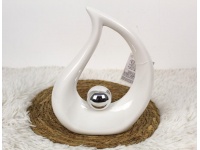 Figurka ceramiczna ŁEZKA 25x19x6 cm BIAŁA