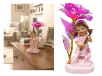 Figurka dziewczynka i świecąca LED WIECZNA RÓŻA 16x7 cm MIX