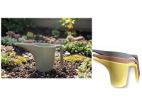 Konewka z miarką 900 ml mix kolor 23x11x14 cm