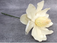 Kwiat piankowy MAGNOLIA wys. 59 cm (kwiat 31 cm) ECRU