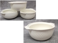 Naczynie ceramiczne z tłoczonym wzorem MIX i uszami (około 18x10 cm) cm BIAŁE