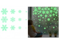 Naklejki ŚWIĄTECZNE na okno bezklejowe ŚNIEŻYNKI fluorescencyjne 29 szt arkusz 30x20 cm