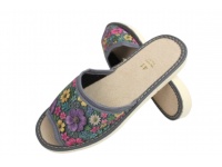Pantofle, klapki, kapcie damskie z odkrytymi palcami szare w KWIATY MAŁE - 1 para